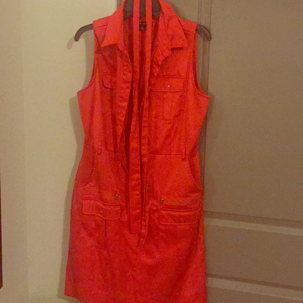 👛 CCO Final Price 👛 - Sharagano Button Up Dress
